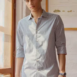Andamen Men Premium Regular Fit Vertical Striped Spread Collar Cotton Casual Shirt-image-31