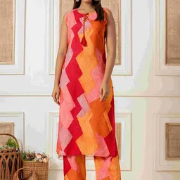 Do Dhaage Geometric Printed Round Neck Tunic & Trouser-picture-3