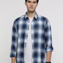 Crocodile Men Slim Fit Micro Checks Opaque Checked Casual Shirt-image-50