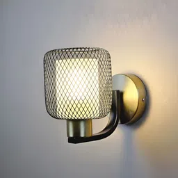 Mufasa Gold-Toned Aluminium Wall Lamp-picture-39