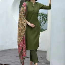 BE IN TEXO FAB Women Regular Thread Work Kurta with Trousers & Dupatta-picture-1