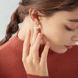 Zoey Artificial Beaded Teardrop Shaped Studs image 3