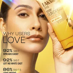 Lakme Set of 2 Matte Sunscreen SPF 30 PA++ Niacinamide with UVA/B Protection - 50 ml each image 5