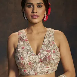 SALWAR STUDIO Embellished V Neck Padded Saree Blouse With Sequin-image-7