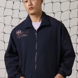 Hubberholme Men Lightweight Sporty Jacket-image-3