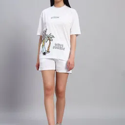 GRIFFEL Printed Oversized-Fit Pure Cotton T-Shirt & Shorts Co-Ord Set-image-95