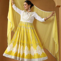 Khushal K Women Floral Printed Anarkali Kurta with Palazzos & Dupatta-picture-30