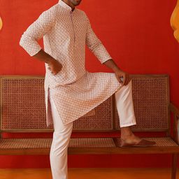 Jompers Men Embroidered Regular Sequinned Kurta with Pyjamas image 2