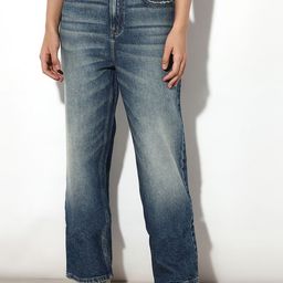 ONLY Women Straight Fit Mid-Rise Light Fade Stretchable Jeans-image-64