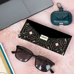 Kalankit Unisex Trifold Sunglass Case Stylish Eyeglass Cover-image-19