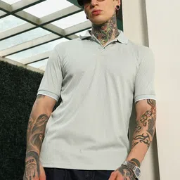 Campus Sutra Men Textured Polo Collar T-shirt-picture-0