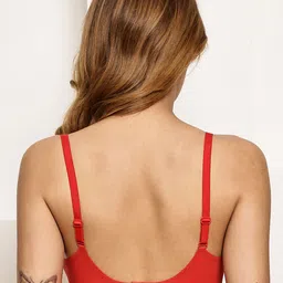 Quttos Women Geometric Printed Full Coverage Removable Padding Workout Bra image 3