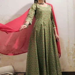 Shae by SASSAFRAS Floral Printed Pure Cotton Anarkali Kurta With Palazzos & Dupatta-image-5