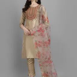 VredeVogel Women Ethnic Motifs Embroidered Kurta Pant and Dupatta Set-image-94