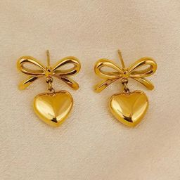 DIVASTRI Heart Shaped Studs Earrings-20