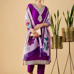 KAUTIK FABRICS Floral Yoke Design Sequinned Straight Kurta With Trousers & Dupatta-image-61
