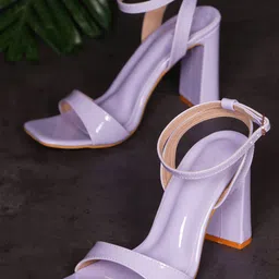 Froh Feet Women Block Heel Open Toe Ankle Loop Sandals-18