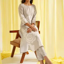 HRITIKA Floral Printed Round Neck Straight Kurta With Trousers-picture-31