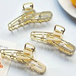 Radhya Accessories Women Embellished Claw Clip-image-21