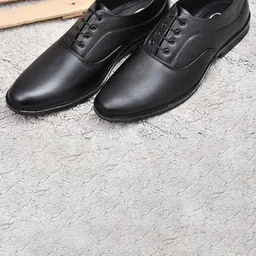 MLTC Men Genuine Leather Formal Derbys-image-16