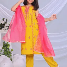 BAESD Girls Embroidered Regular Sequinned Kurti with Palazzos-picture-28