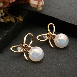 Stoln Contemporary Studs Earrings-32