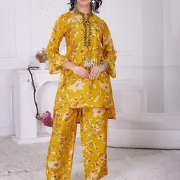 BulBul Printed Top With Trousers Co-Ords-picture-11