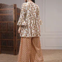 Vishudh Printed Top With Palazzo & Jacket Co-Ords image 4