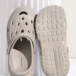 MONKS & KNIGHTS Men Clogs-picture-26