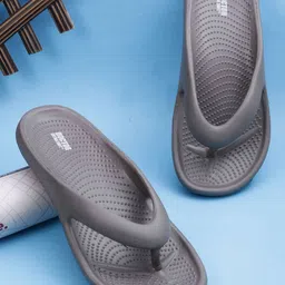 DOCTOR EXTRA SOFT Men Croslite Thong Flip-Flops-70