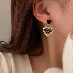 ONUYX Heart Shaped Drop Earrings-30