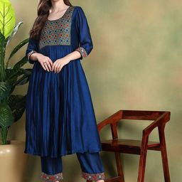 Aumira Women Regular Kurta with Pyjamas-image-78