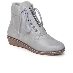 VALIOSAA Women Grey Solid Heeled Boots-image-99
