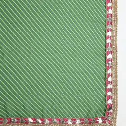 Dupatta Bazaar Green & Gold-Toned Printed Dupatta image 2