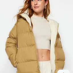 Trendyol Hooded Reversible Puffer Jacket-image-18