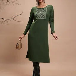 Vishudh Winter Embroidered Kurta-picture-12