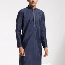VASTRAMAY Mandarin Collar Jacquard Kurta-image-30