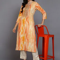 KALINI Abstract Printed Kurta image 5