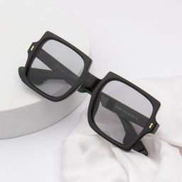 Ted Smith Unisex Square Sunglasses with UV Protected Lens SQUARED_C3-13