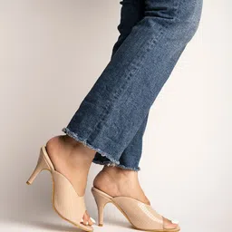 Shoetopia Girls Textured Open Toe Slim Heels-6