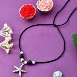 Aapno Rajasthan Starfish Patterned Thread Rakhi-image-63
