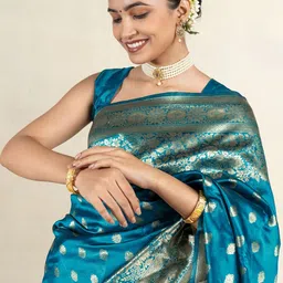 Subham Ethnic Motifs Woven Designed Zari Saree-picture-13