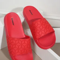 The Roadster Lifestyle Co. Men Red Printed Slider-picture-53