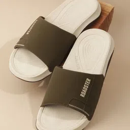The Roadster Lifestyle Co. Men Olive Green Printed Sliders-picture-8