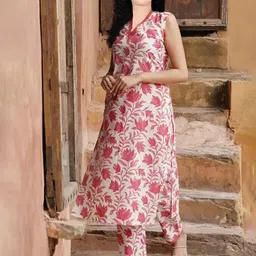 Aika Girls Floral Printed V-Neck Straight Kurta with Trousers-image-27