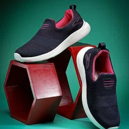 Action Men Mesh Running Non-Marking Shoes-image-91