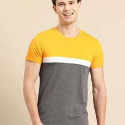 United Colors of Benetton Colorblocked T-shirt-picture-44