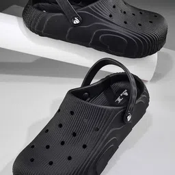 Duke Men Clogs-image-16