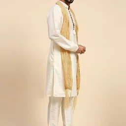 SKAVIJ Men Ethnic Motifs Embroidered Regular Thread Work Dupion Silk Kurta with Churidar & With Dupatta image 3