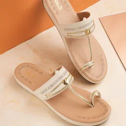 Inc 5 Women One Toe Flats-56